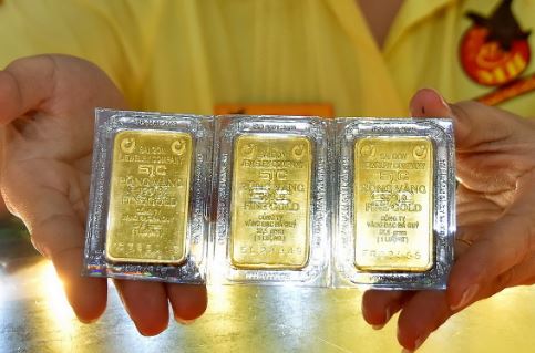 VIP Tin 24/7: SJC giảm mạnh – mất mốc 67,4 triệu đồng, chênh lệch với giá vàng thế giới xuống dưới 15 triệu đồng