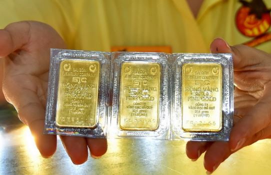 VIP Tin 24/7: SJC trụ ở mốc 67,5 triệu đồng khi vàng thế giới lùi bước, chênh lệch giữa hai thị trường tăng vọt