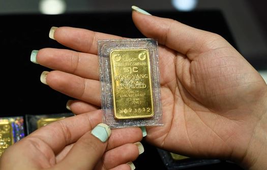 VIP Tin 24/7: SJC đứng im tại mốc 67 triệu đồng khi vàng thế giới giằng co quanh mốc 2.000 USD/ounce